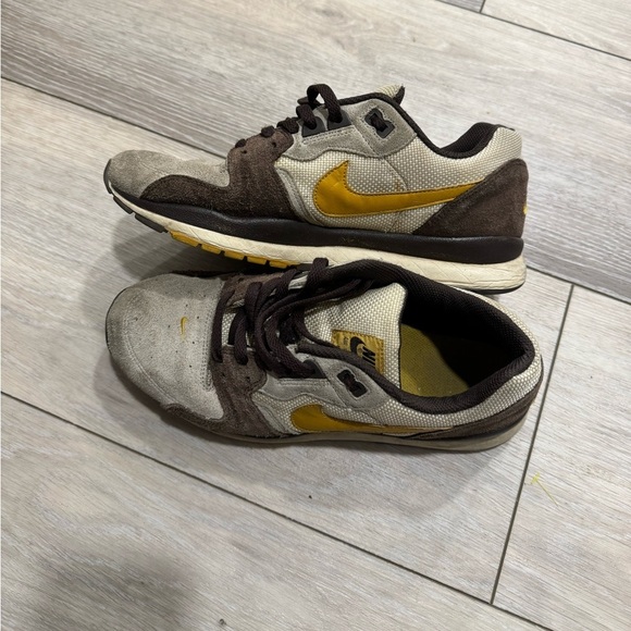 Nike Air Windrunner Leather Size 9 Vintage - Picture 1 of 9